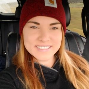 Meet your Posher, Melissa